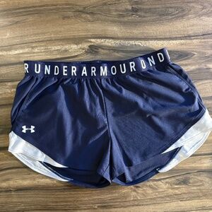 Under Armour Women’s Athletic Shorts Size L Navy HeatGear EUC